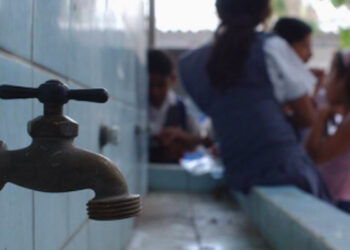 Ante falta de agua será opcional asistencia a clases en Nuevo León