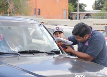 Mantiene Gobierno Municipal de NLD módulo para regularización de autos